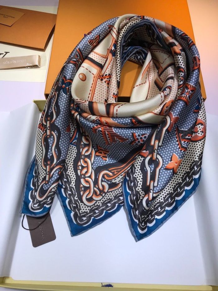 Louis Vuitton Scarf LVS00102